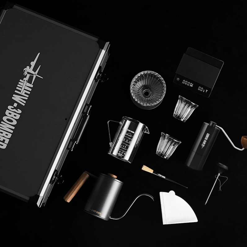 MHW-3BOMBER B-2 TAKTİK BAVUL KAHVE DEMLEME SETİ 10'LU