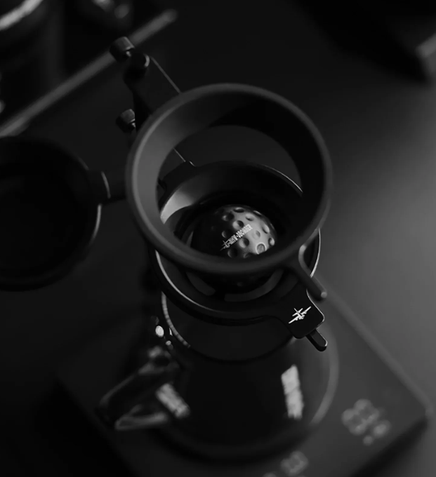 MHW-3BOMBER Pour Over Chilling Ball Stand