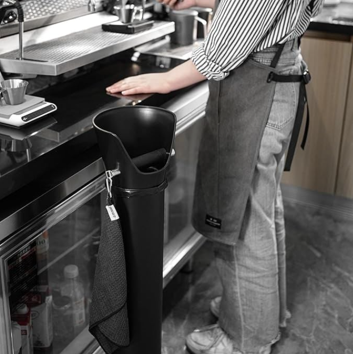 MHW-3BOMBER Mobil (Ayaklı) Knock Box 7.4 Lt - Thumpa Siyah